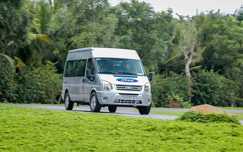 Ưu thế của Ford Transit so với đối thủ khi chọn xe cho doanh nghiệp vận tải