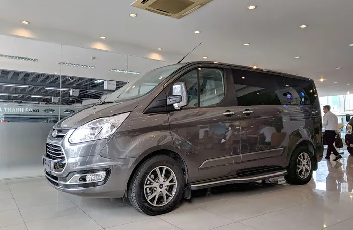 CHI TIẾT FORD TOURNEO SẮP MỞ BÁN TẠI VIỆT NAM