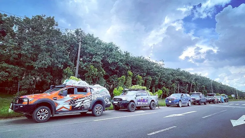 CLB Pickup and Friends hỗ trợ vận chuyển nhu yếu phẩm